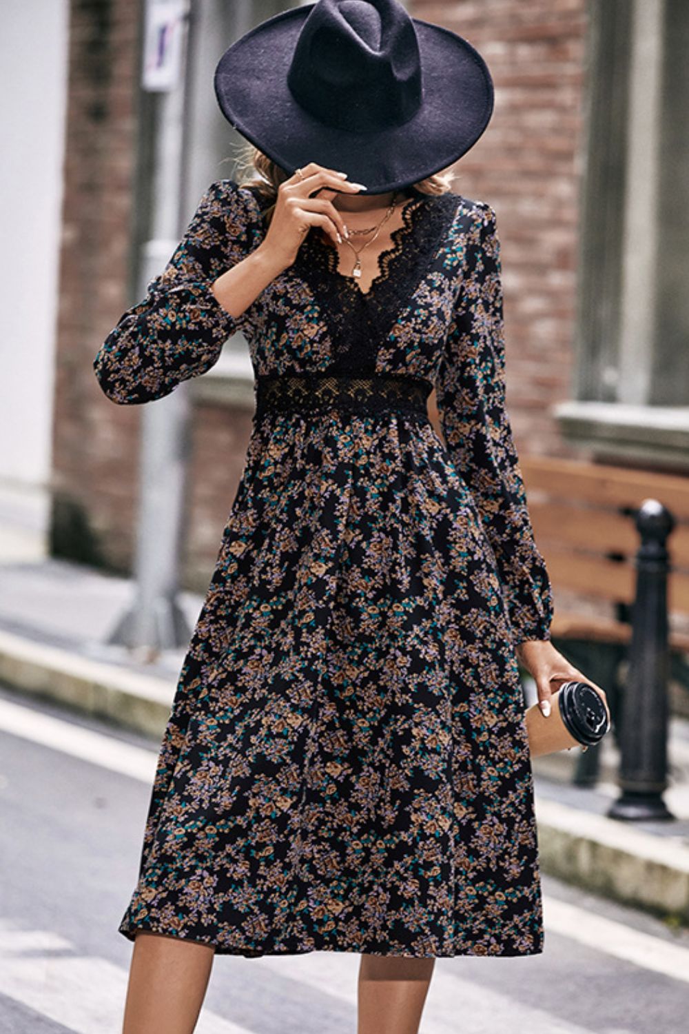 Floral Spliced Lace V-Neck Dress