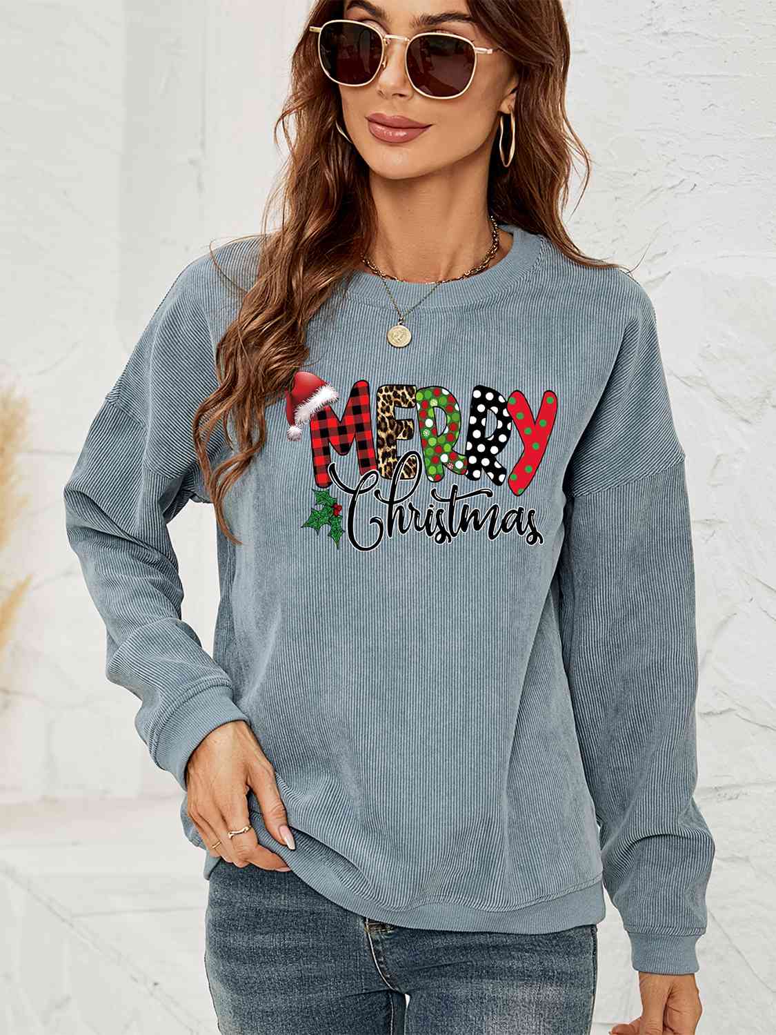 MERRY CHRISTMAS Graphic Sweatshirt