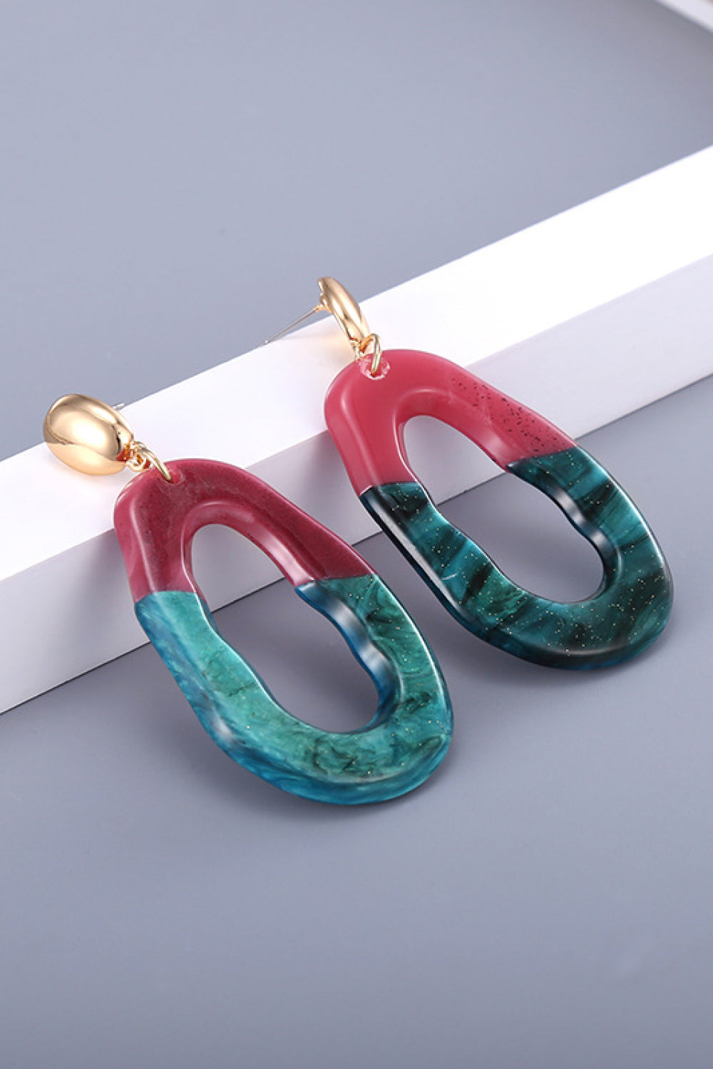 Contrast Geometric Drop Earrings