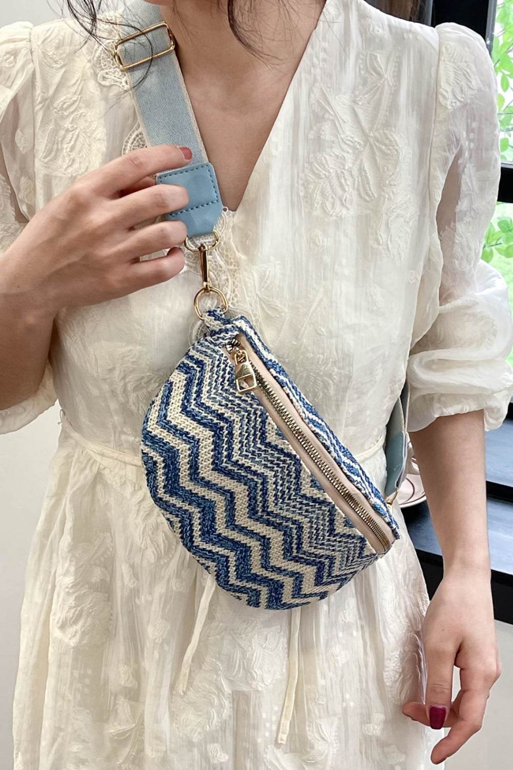 Chevron Straw Sling Bag