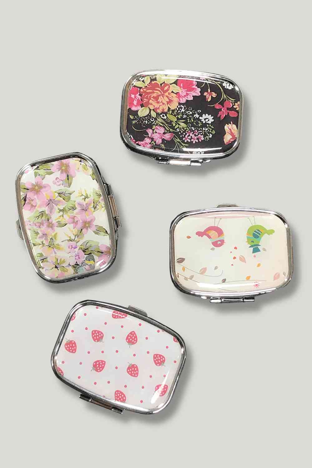 Random 4-Piece Metal Pill Cases