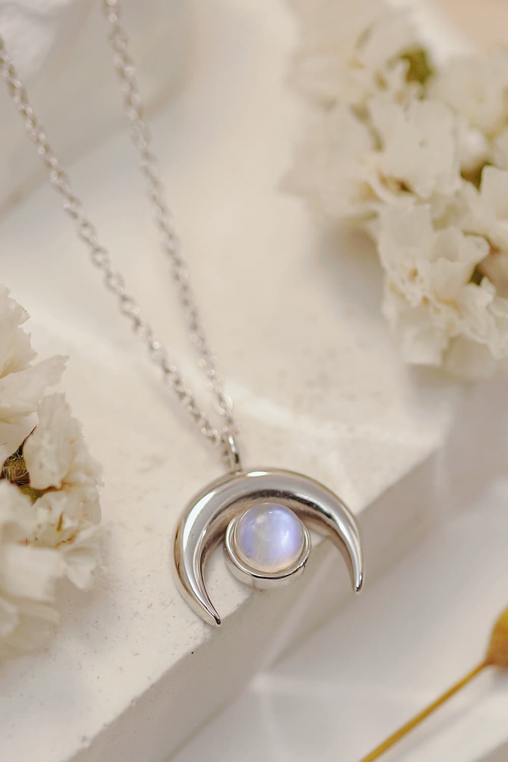 High Quality Natural Moonstone Moon Pendant 925 Sterling Silver Necklace